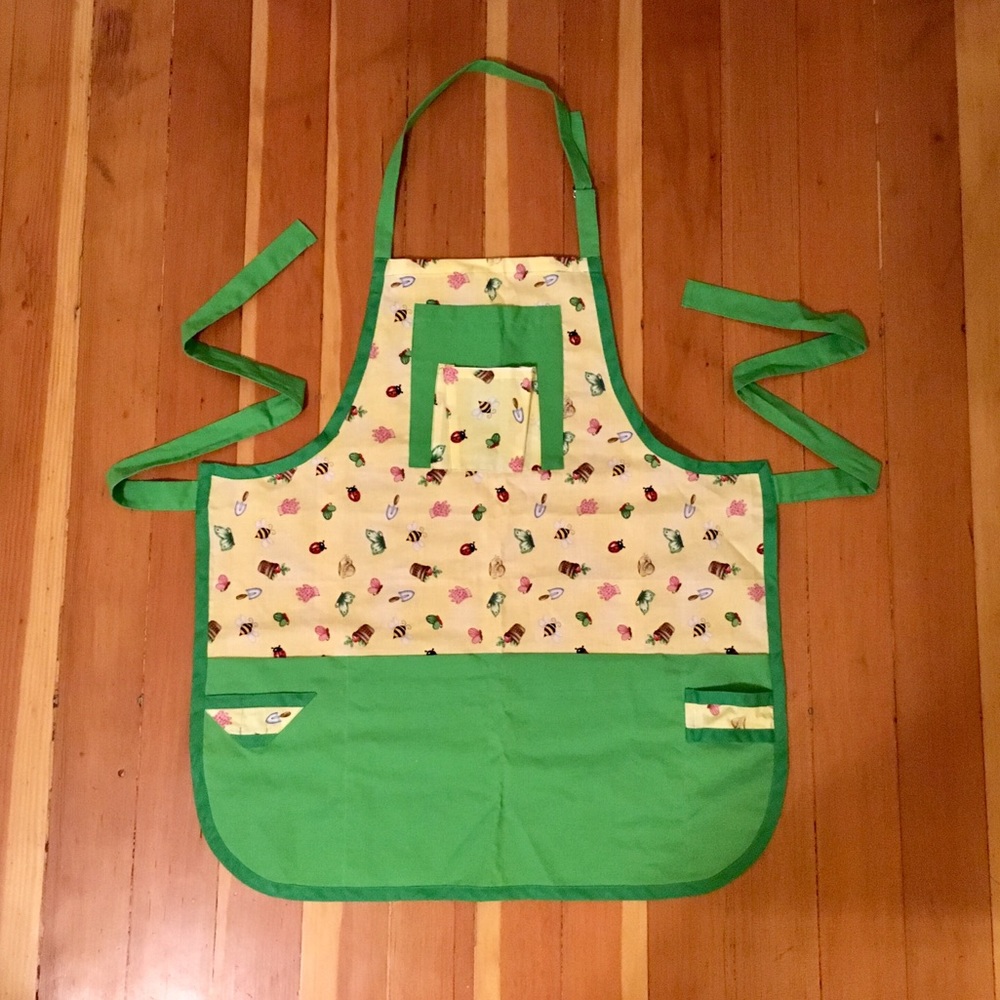 SALE!!! Handmade NEW gardening apron